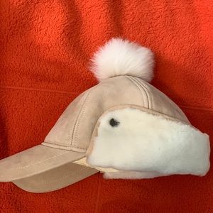 UGG ~Sheepskin Trapper Cap